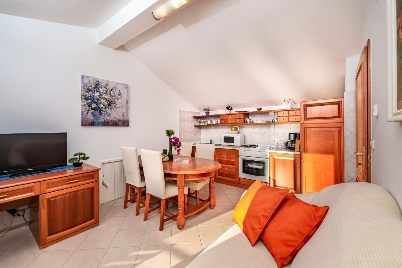 Villa Sunce 오라사크 외부 사진